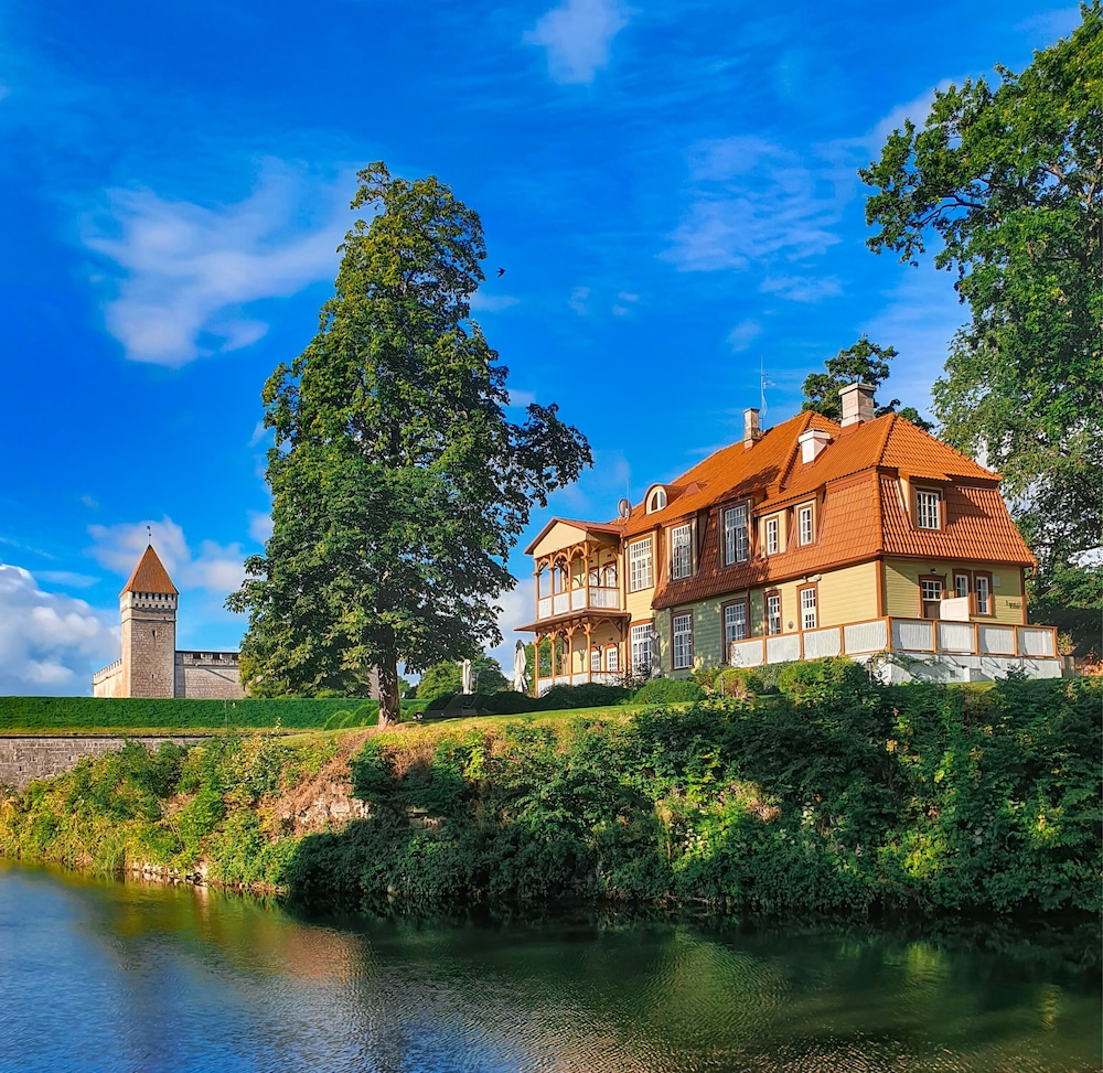 Ekesparre Boutique Hotel
Kuressaare, Estland
