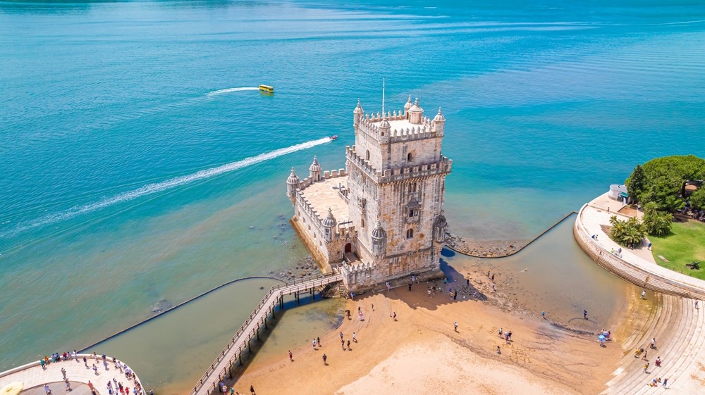 Belémtornet vid floden Tejo i Lissabon