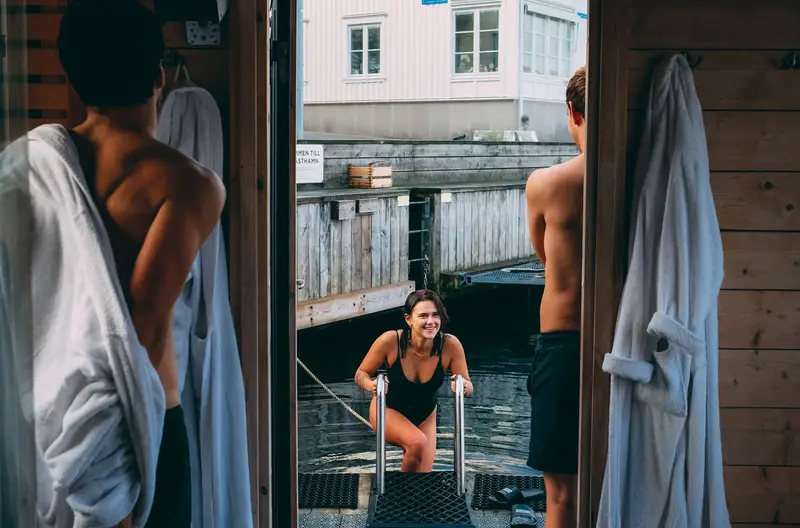 Ett dopp i havet på Marstrands Havshotell