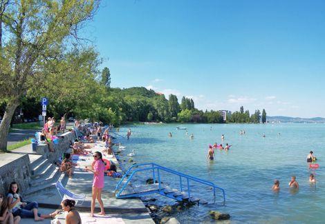 Balatonsjön på en semester i Ungern