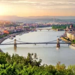 Billiga resor till Ungern med utsikt över Budapest och Donau